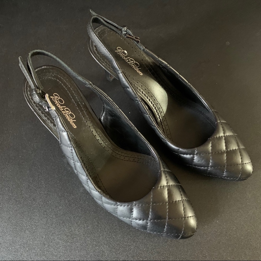 Brooks Brothers Black Leather Quilted Pumps Size 7 - Picture 1 of 8